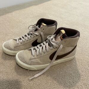 nike blazer mid ‘77 suede tan and brown